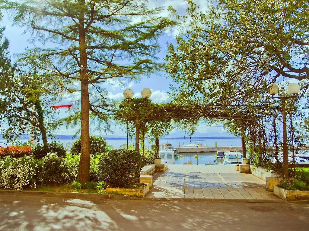 Hotel Selce 3*,  Croatia