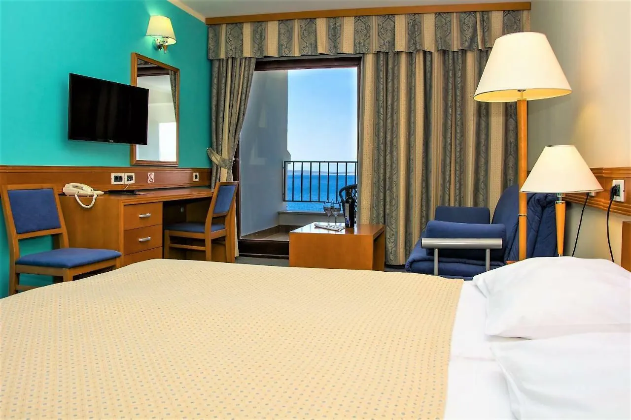 Hotel Selce 3*,  Croatia