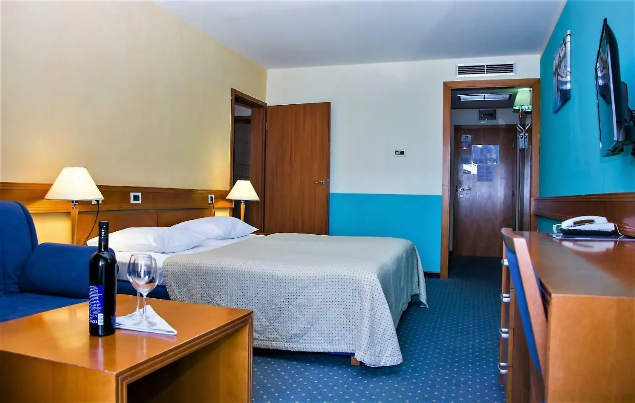 Hotel Selce 3*,  Croatia