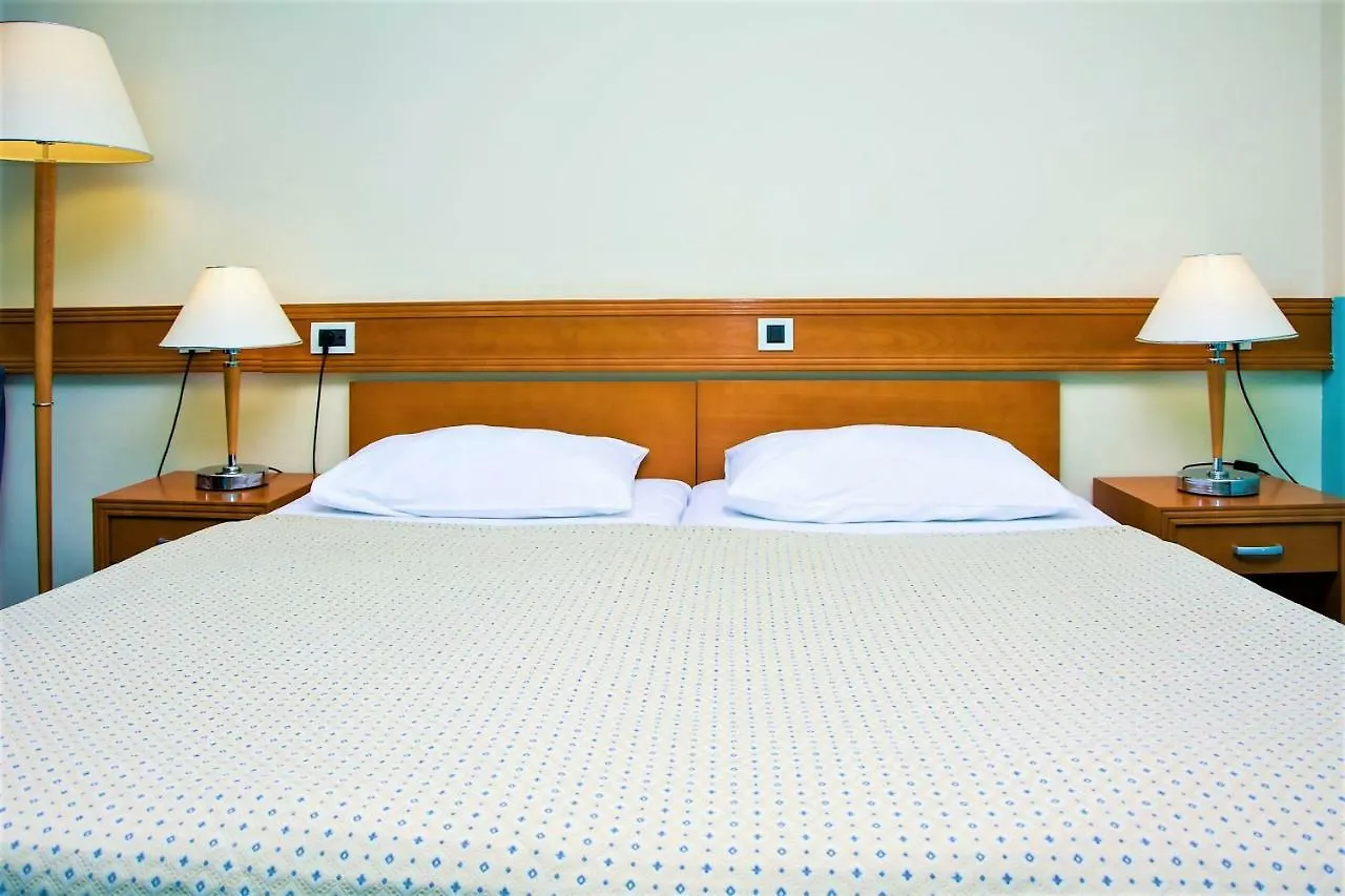 Hotel Selce 3*,  Croatia